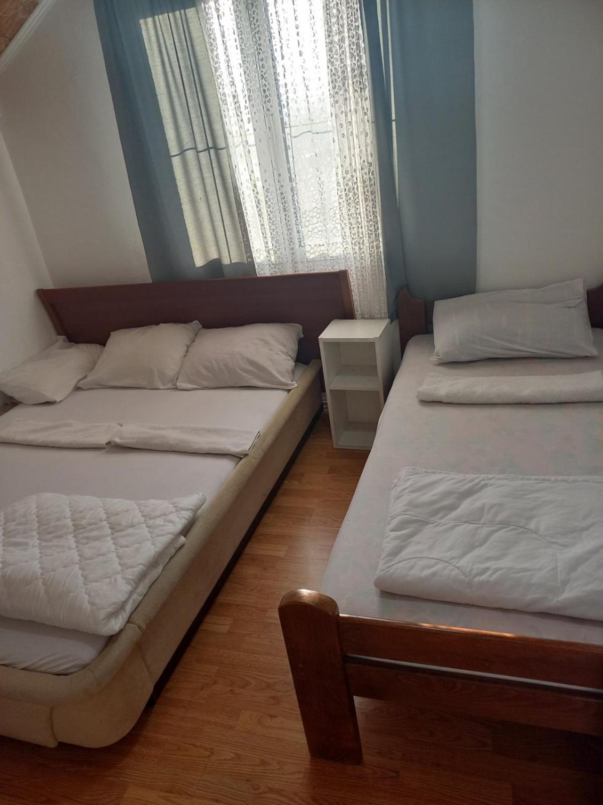 بيت شباب Traveler'S Rest - Near Podgorica Airport Mitrovici  المظهر الخارجي الصورة