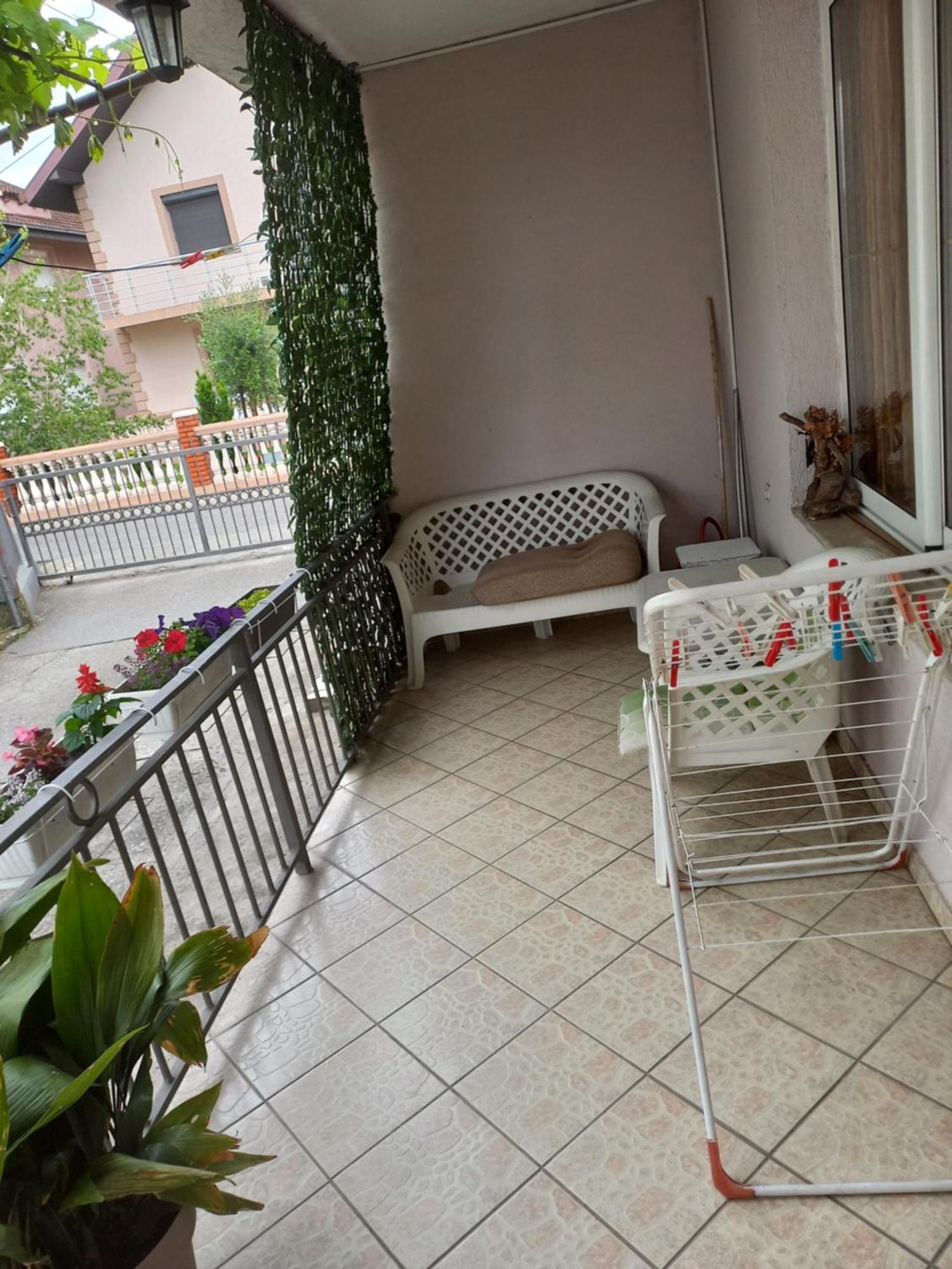 بيت شباب Traveler'S Rest - Near Podgorica Airport Mitrovici  المظهر الخارجي الصورة